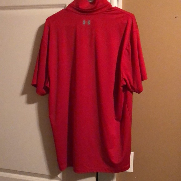 Red L loose dry fit golf polo - Picture 2 of 3